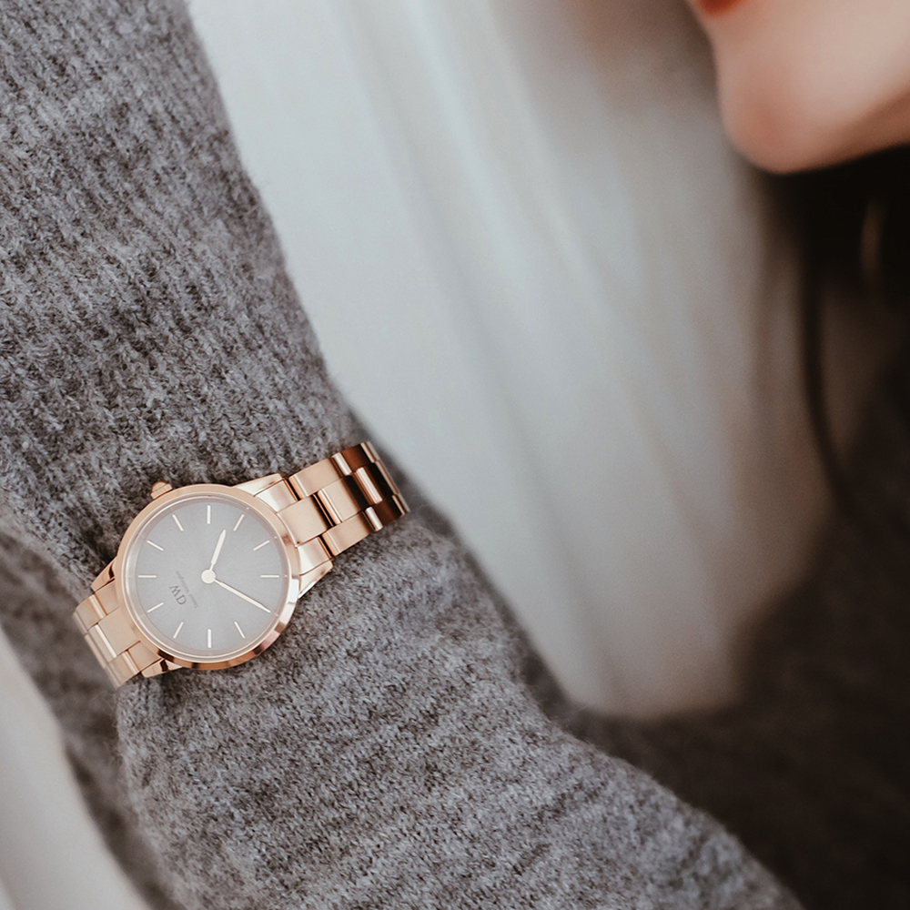 Часы женские  Daniel Wellington  ICONIC LINK 28 мм | DANIEL WELLINGTON 